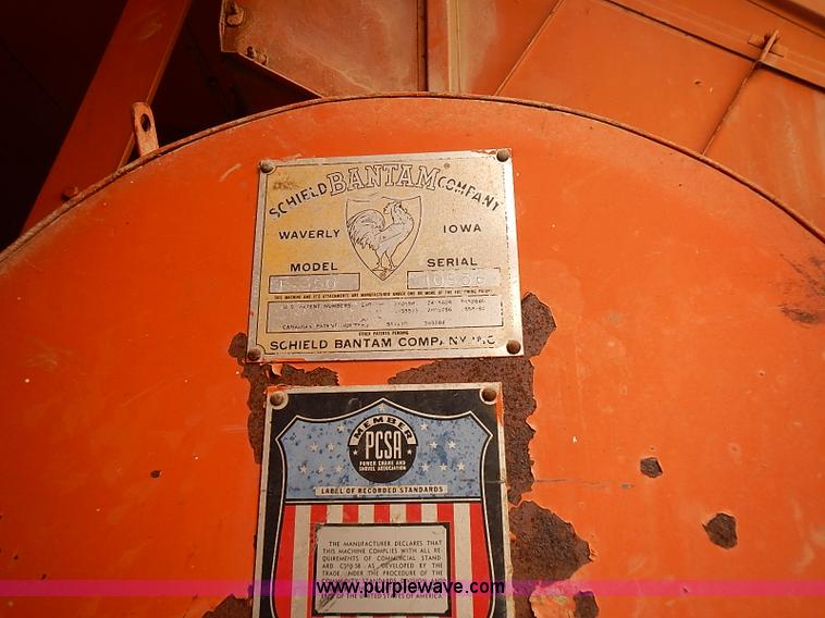 image for item I5460 1963 Bantam T-350 shield crane