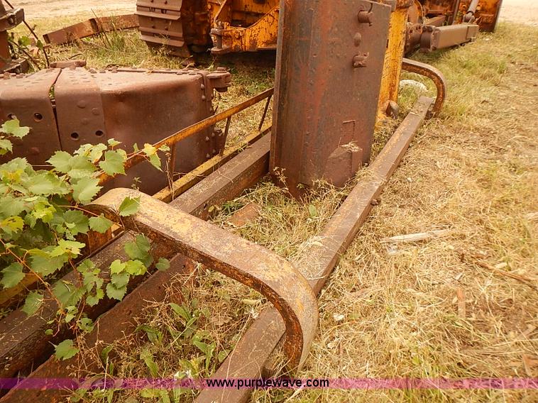 image for item I5460 1963 Bantam T-350 shield crane