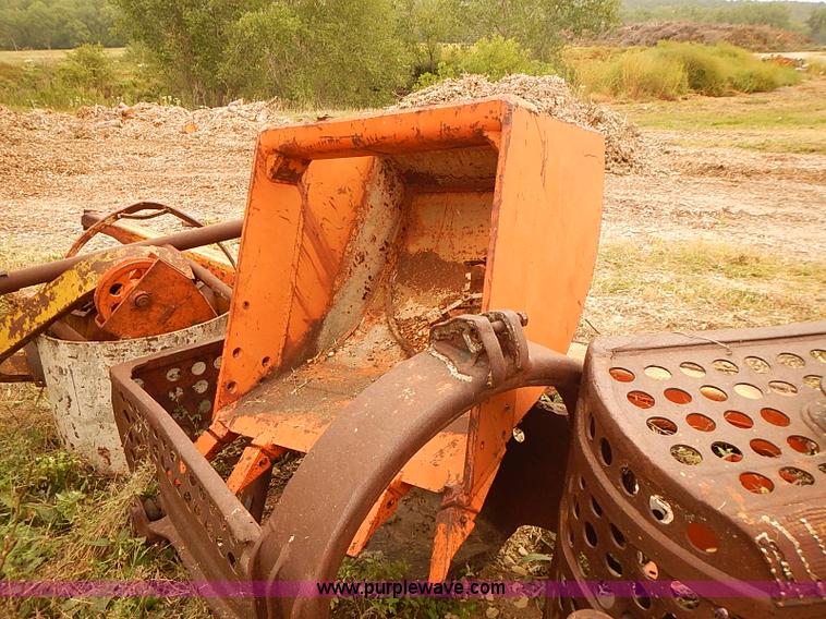 image for item I5460 1963 Bantam T-350 shield crane