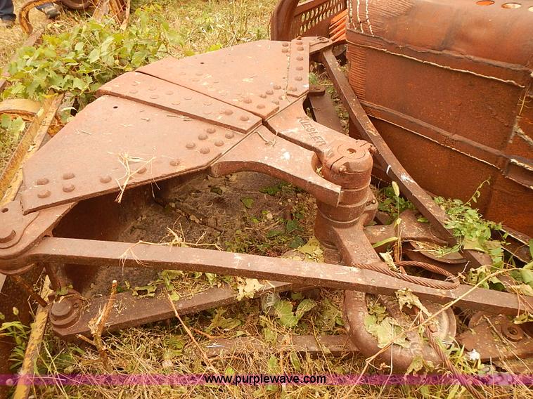 image for item I5460 1963 Bantam T-350 shield crane