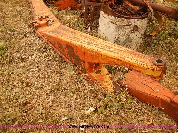 image for item I5460 1963 Bantam T-350 shield crane