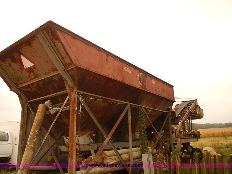 image for item I5462 1973 Calenco porta pug conveyor unit