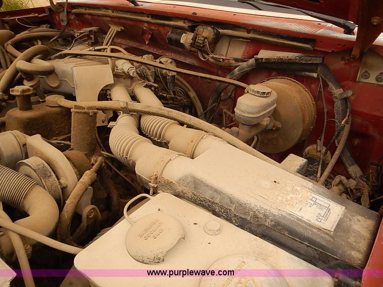 image for item I5464 1987 Ford F250 utility truck