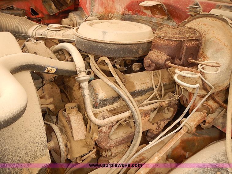 image for item I5465 1979 GMC Sierra 25 utility truck