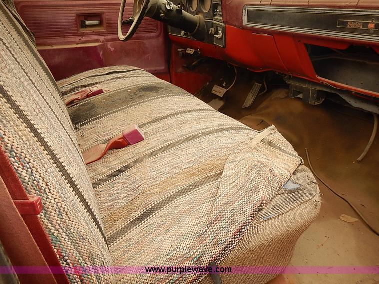 image for item I5465 1979 GMC Sierra 25 utility truck