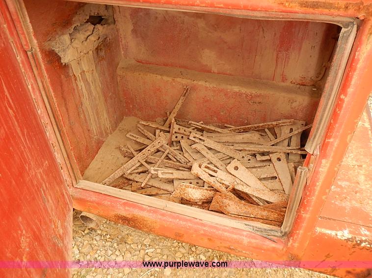 image for item I5465 1979 GMC Sierra 25 utility truck