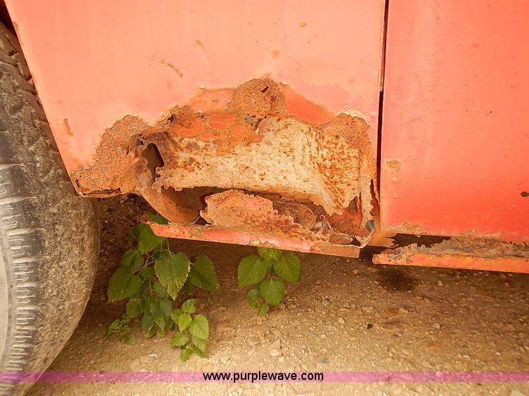 image for item I5465 1979 GMC Sierra 25 utility truck