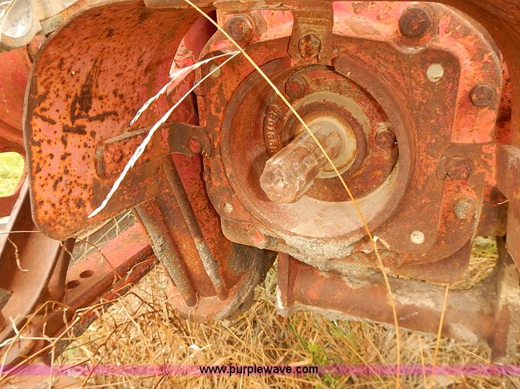 image for item I5466 1959 Farmall 560 tractor