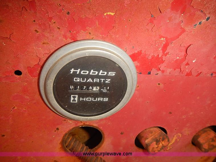 image for item I5466 1959 Farmall 560 tractor