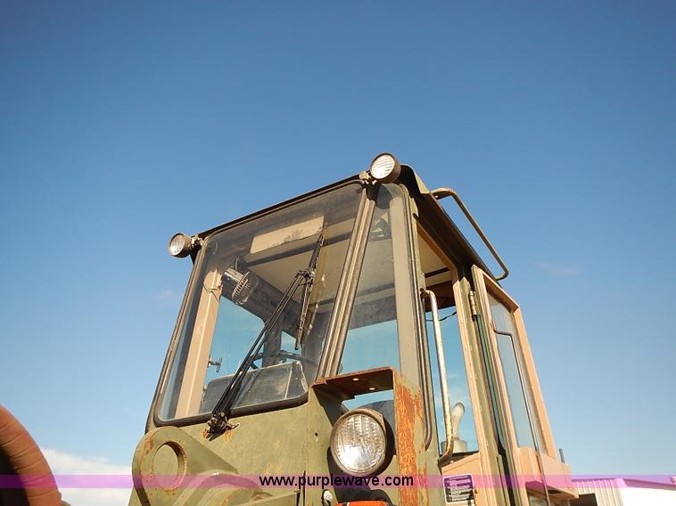 image for item I5472 1988 John Deere 644E-H wheel loader