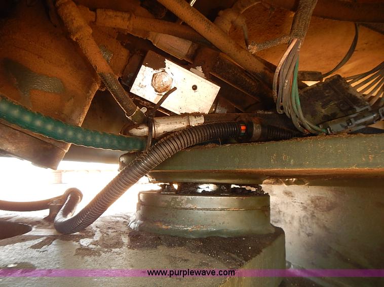 image for item I5472 1988 John Deere 644E-H wheel loader