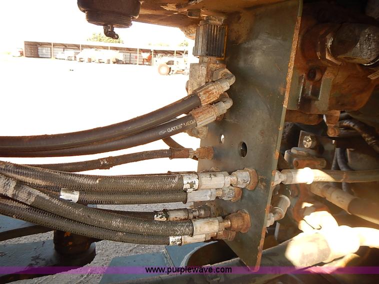 image for item I5472 1988 John Deere 644E-H wheel loader