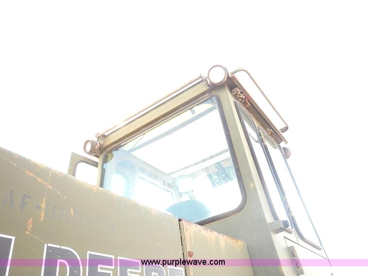 image for item I5472 1988 John Deere 644E-H wheel loader