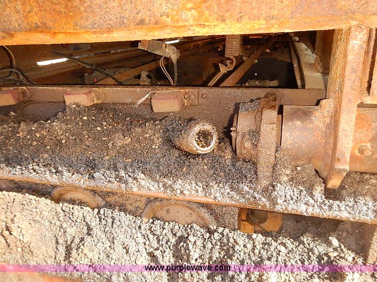 image for item I5473 2000 International 2554 dump truck