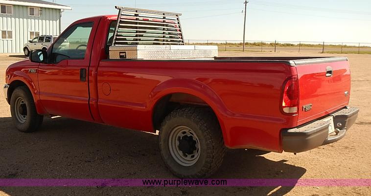 image for item I5483 2000 Ford F250 Super Duty XL pickup truck