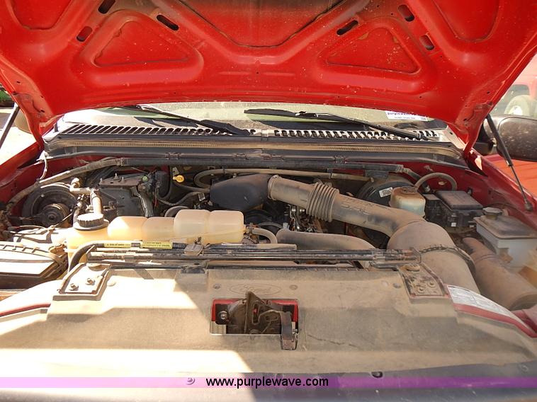 image for item I5483 2000 Ford F250 Super Duty XL pickup truck