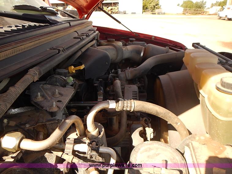 image for item I5483 2000 Ford F250 Super Duty XL pickup truck