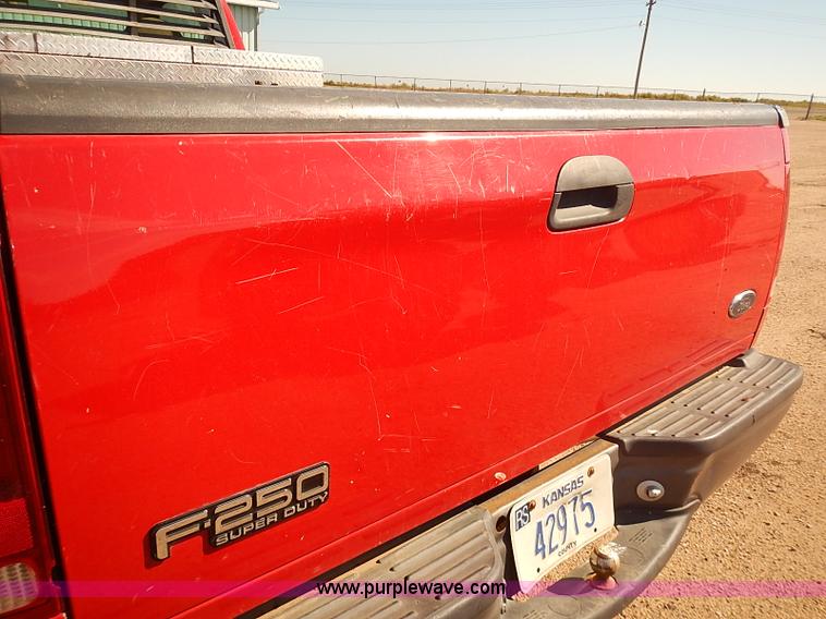 image for item I5483 2000 Ford F250 Super Duty XL pickup truck