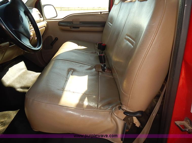 image for item I5486 2000 Ford F250 XLT Super Duty utility truck