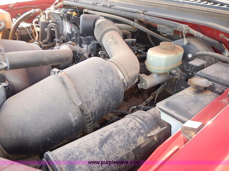 image for item I5486 2000 Ford F250 XLT Super Duty utility truck