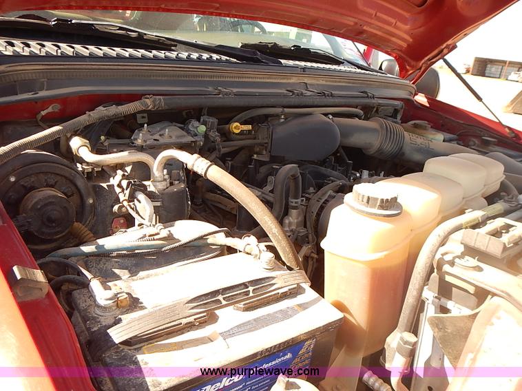 image for item I5486 2000 Ford F250 XLT Super Duty utility truck