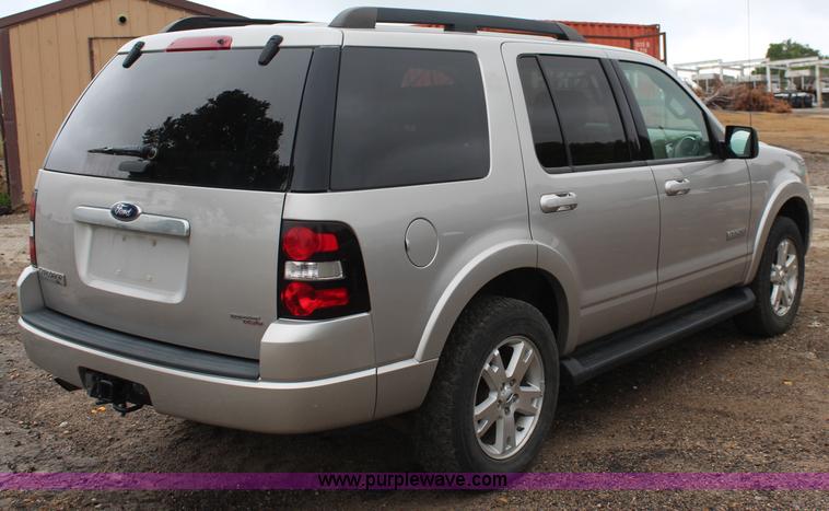 image for item I5841 2007 Ford Explorer XLT SUV
