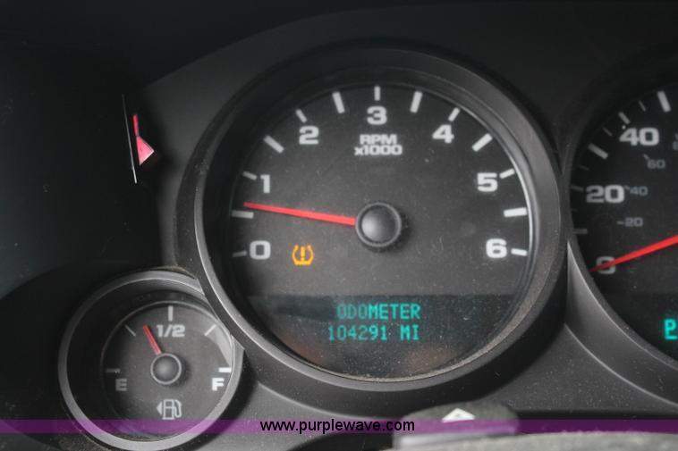 image for item I5843 2007 Chevrolet Silverado 1500 Ext. Cab pickup truck