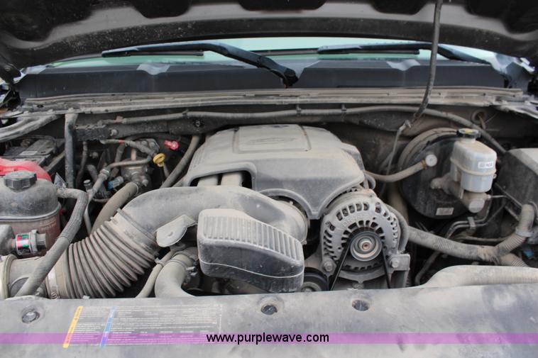 image for item I5843 2007 Chevrolet Silverado 1500 Ext. Cab pickup truck