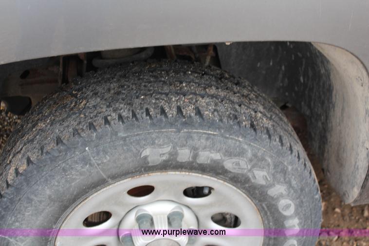 image for item I5843 2007 Chevrolet Silverado 1500 Ext. Cab pickup truck