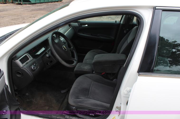 image for item I5845 2007 Chevrolet Impala Police