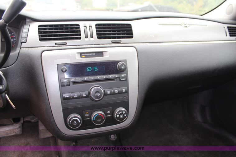 image for item I5845 2007 Chevrolet Impala Police