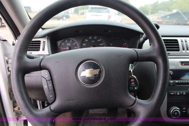 image for item I5845 2007 Chevrolet Impala Police