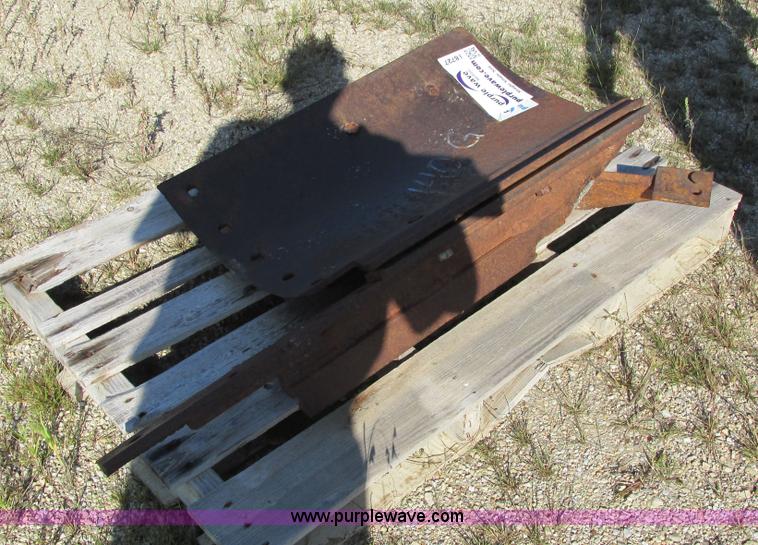 Caterpillar 140G motor grader blade extension in Washington, KS Item