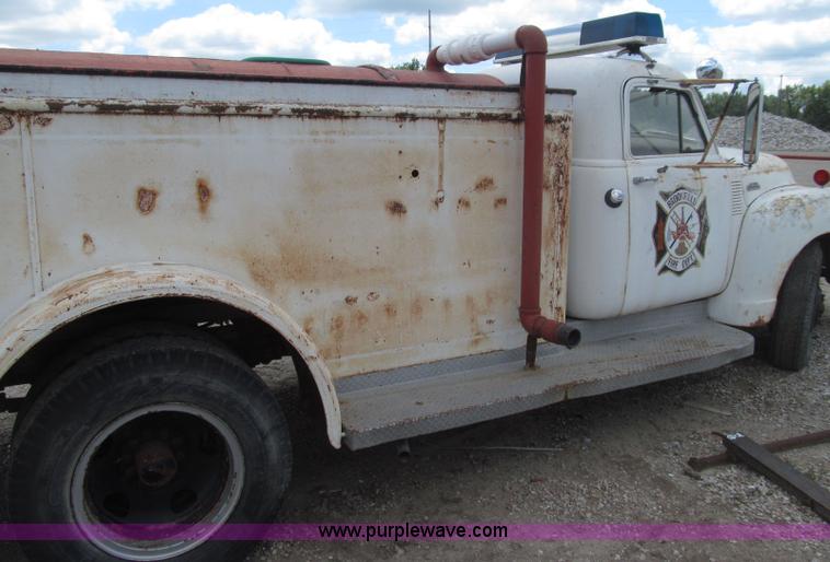 image for item I8995 1954 Chevrolet 6400 fire truck