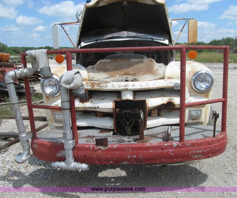 image for item I8995 1954 Chevrolet 6400 fire truck