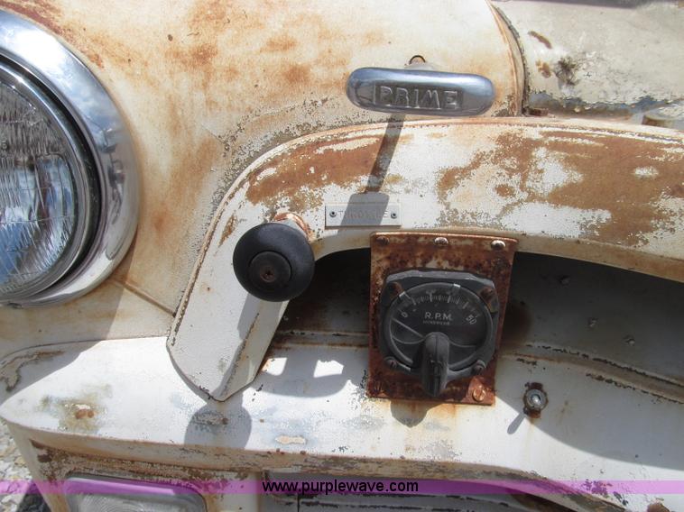 image for item I8995 1954 Chevrolet 6400 fire truck