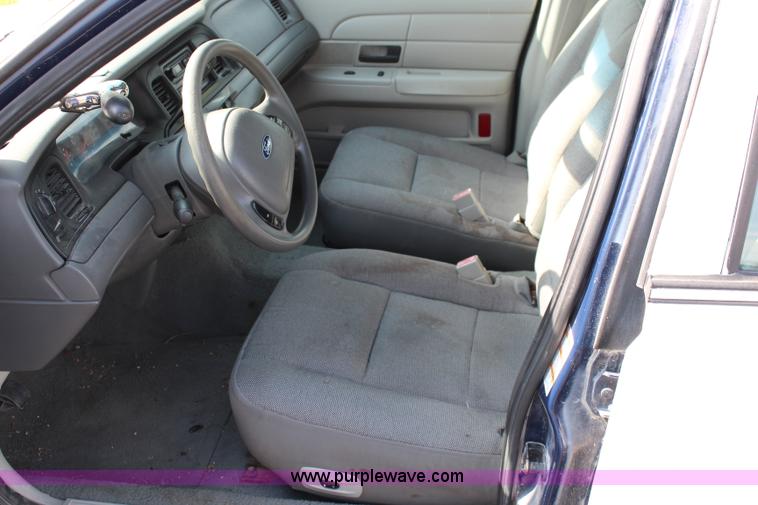 image for item J2001 2004 Ford Crown Victoria Police Interceptor
