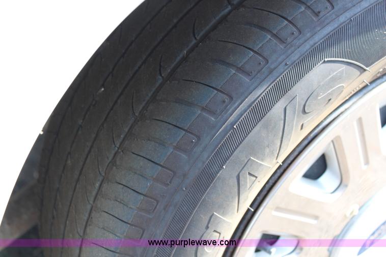 image for item J2001 2004 Ford Crown Victoria Police Interceptor