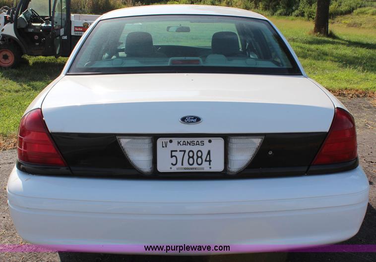 image for item J2002 2004 Ford Crown Victoria Police Interceptor