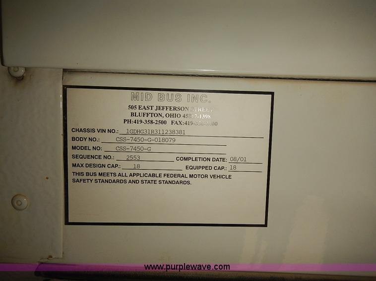 image for item J3053 2001 GMC Savana school bus