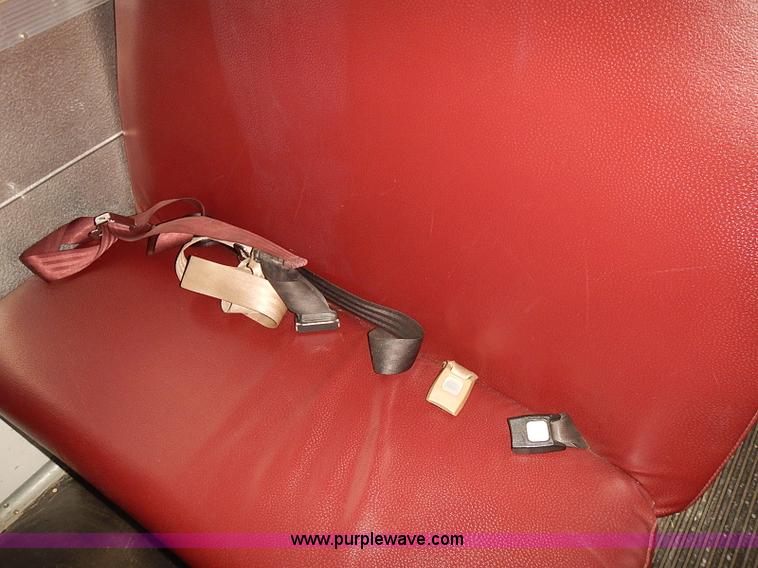 image for item J3056 2004 Ford 801 school bus