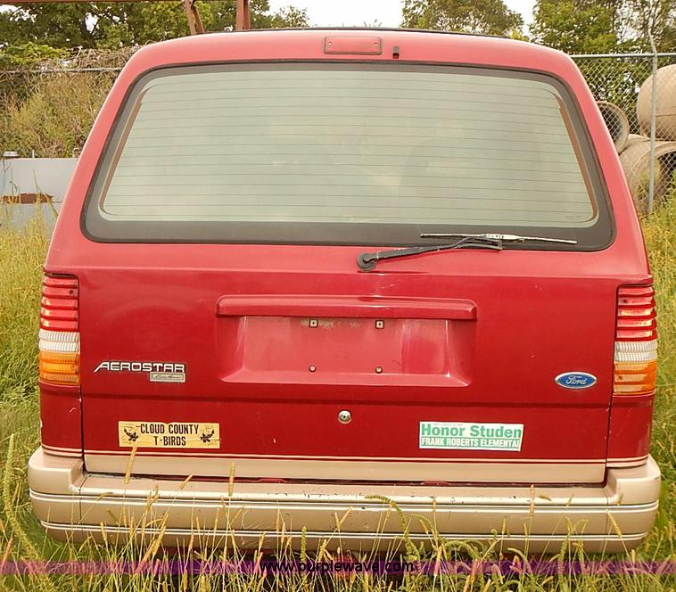 image for item J3078 1994 Ford Aerostar van