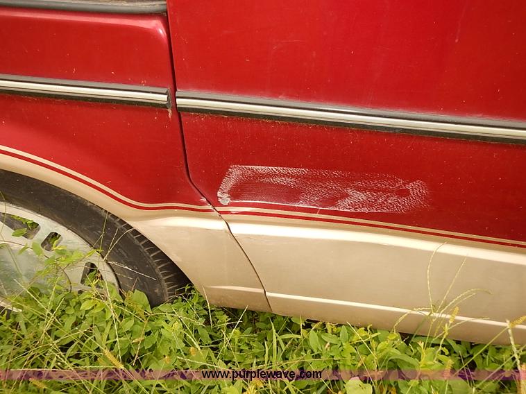 image for item J3078 1994 Ford Aerostar van