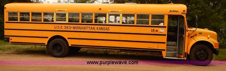 image for item J3086 1995 International 3800 school bus