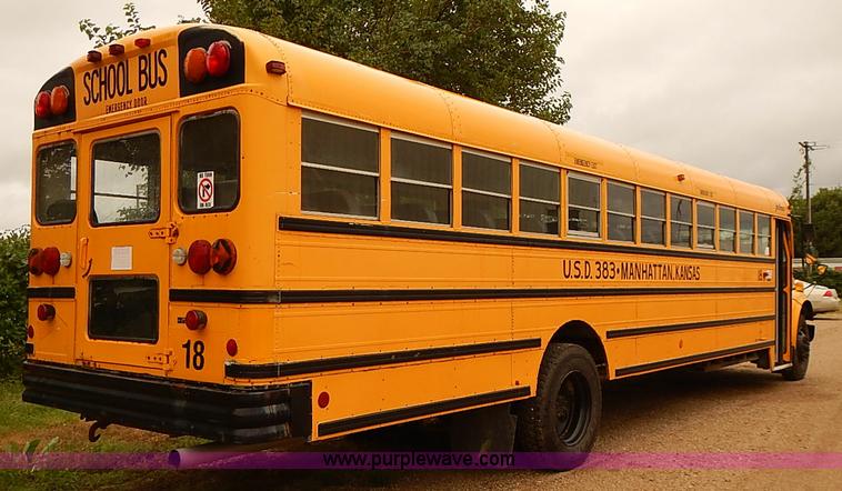 image for item J3086 1995 International 3800 school bus