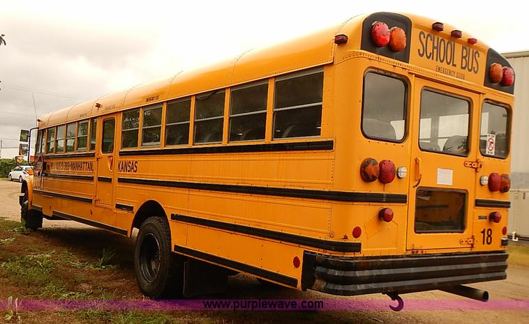 image for item J3086 1995 International 3800 school bus
