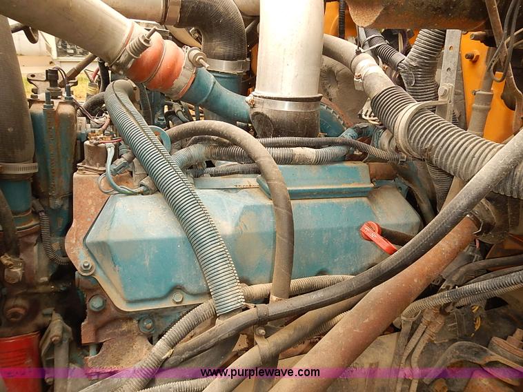 image for item J3086 1995 International 3800 school bus