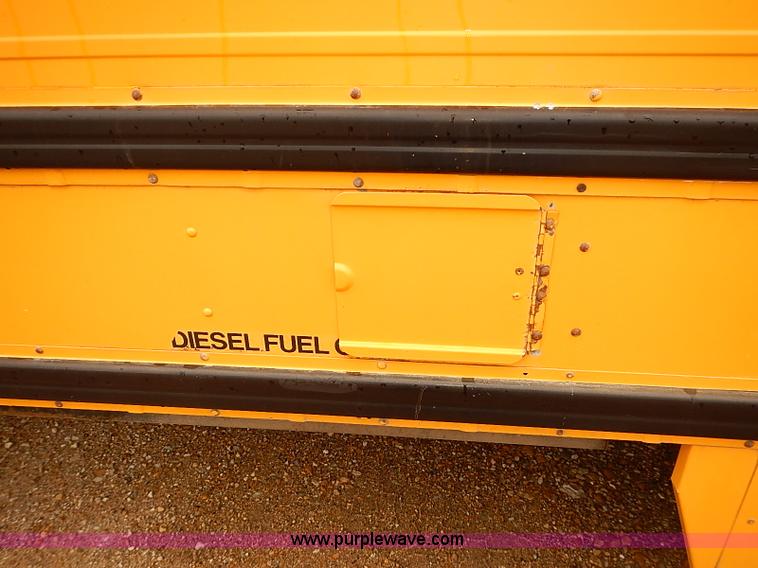 image for item J3086 1995 International 3800 school bus