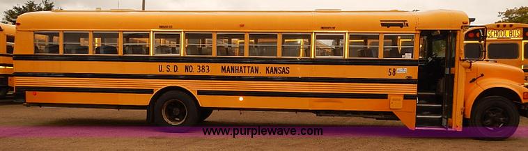image for item J3087 1994 International 3800 school bus