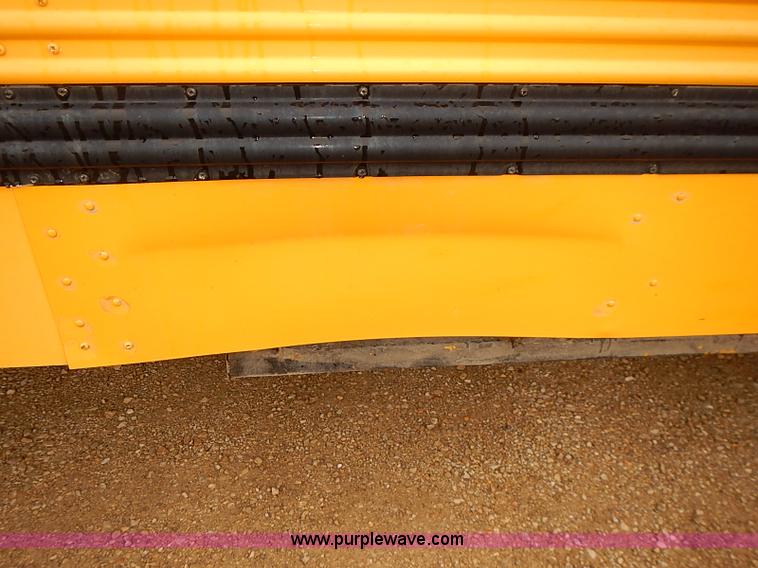 image for item J3087 1994 International 3800 school bus